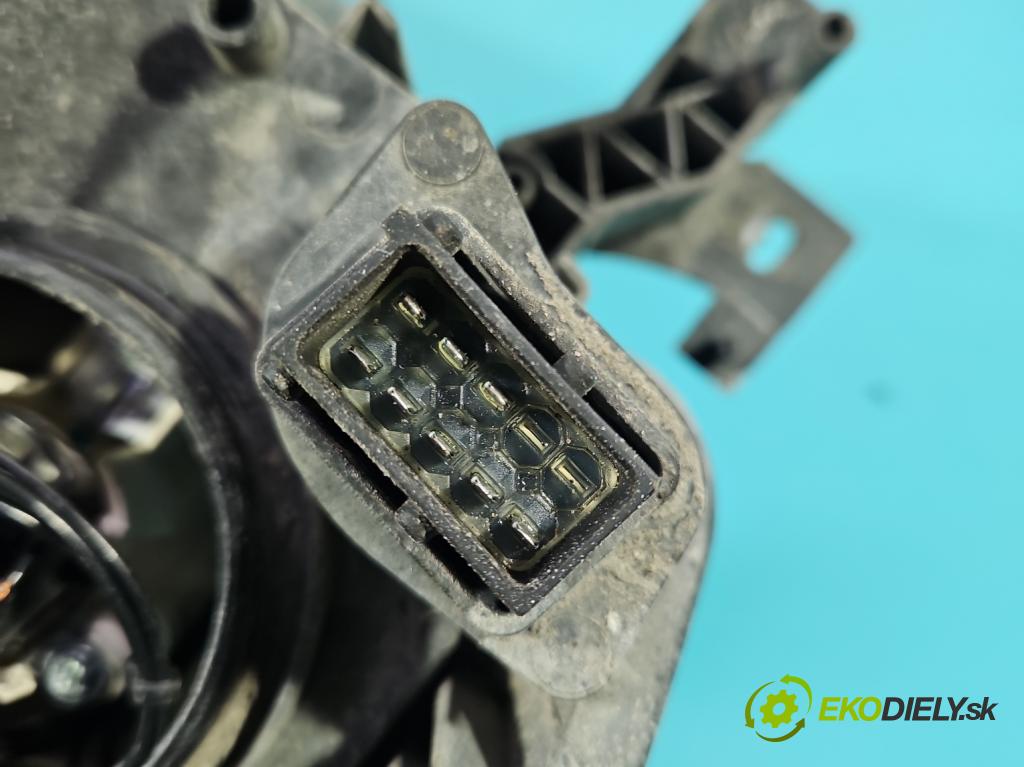 Opel Zafira B 2005-2014 1.9 cdti 120 HP manual 88 kW 1910 cm3 5- Reflektor: ľavý 13252472LH (Kľučka dverí ostatné)