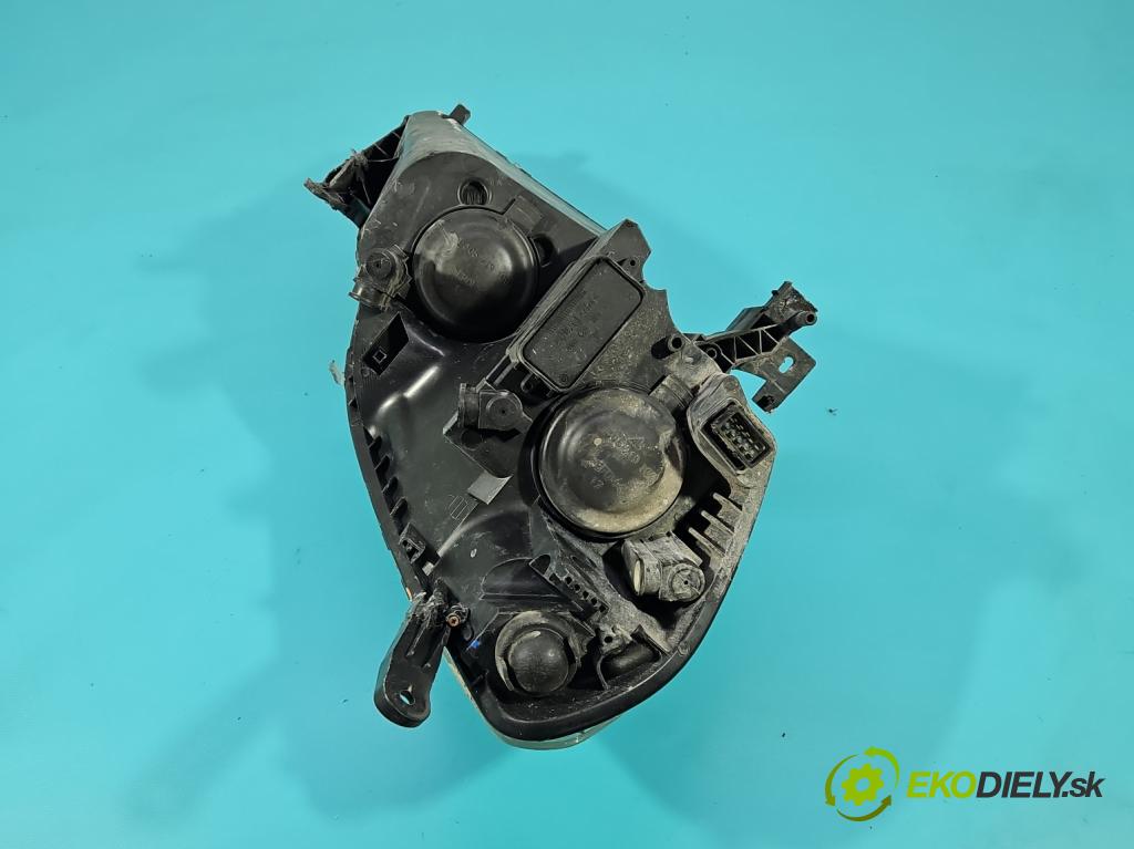 Opel Zafira B 2005-2014 1.9 cdti 120 HP manual 88 kW 1910 cm3 5- Reflektor: ľavý 13252472LH (Kľučka dverí ostatné)