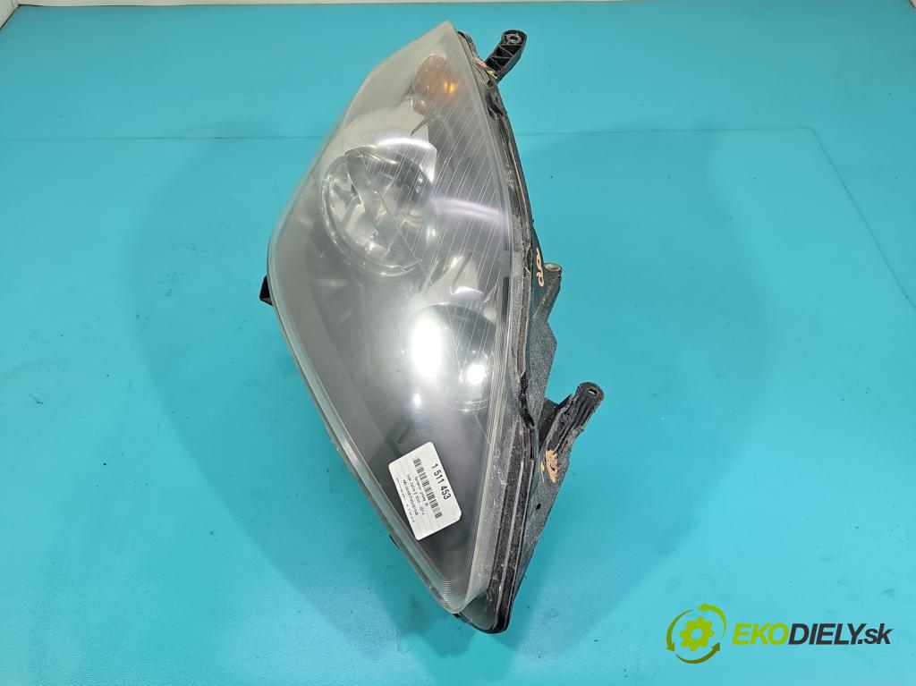 Opel Zafira B 2005-2014 1.9 cdti 120 HP manual 88 kW 1910 cm3 5- Reflektor: pravý 0301214202 (Svetlo predné pravé)