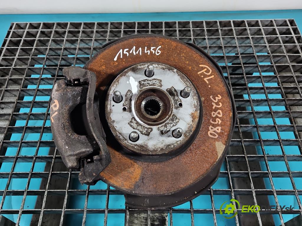 Toyota Auris II 2012-2018 1.6 16V 132  HP manual 97 kW 1598 cm3 5- náboj ľavé  (Náboj kolesa)