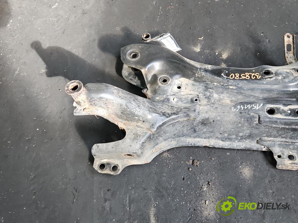 Toyota Auris II 2012-2018 1.6 16V 132 HP manual 97 kW 1598 cm3 5- výstuha motora