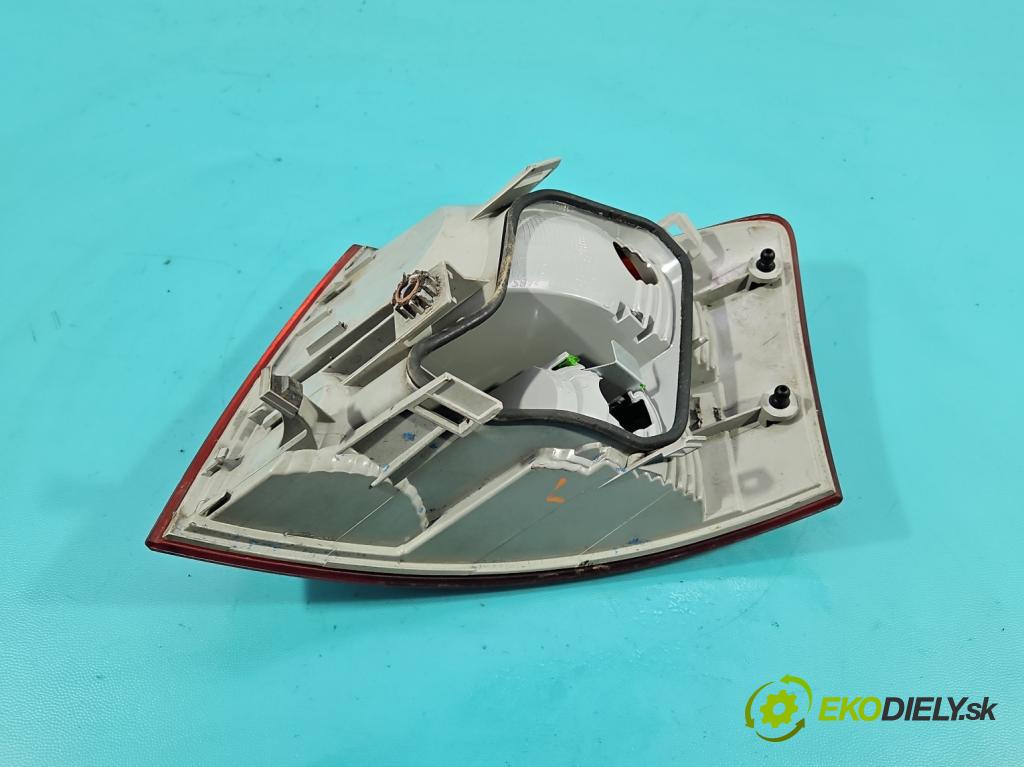 Audi A4 B7 2004-2008 2.0 TFSI 200 HP manual 147 kW 1984 cm3 5- svetlo / reflektor zadné ľavé 8E9945095E (Kľučka dverí ostatné)