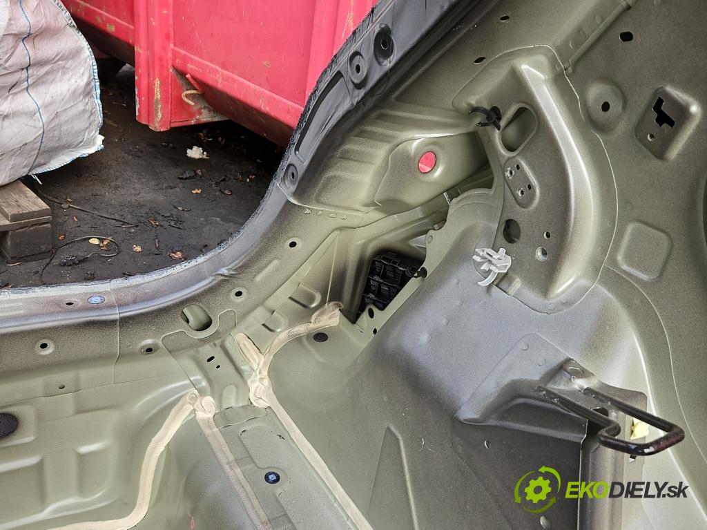 Kia Rio IV 2016-2023 1.2 16V 84KM manual 61.8 kW 1197 cm3 5- pas zadní: