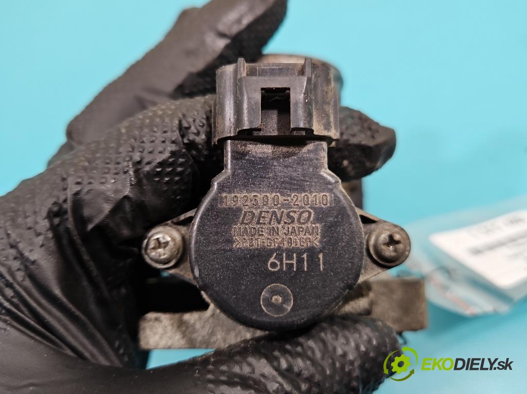 Toyota Yaris II 2005-2011 1.4 D4D 90 HP automatic 66 kW 1364 cm3 5- klapka 192300-2010 (Škrtiaca klapka)