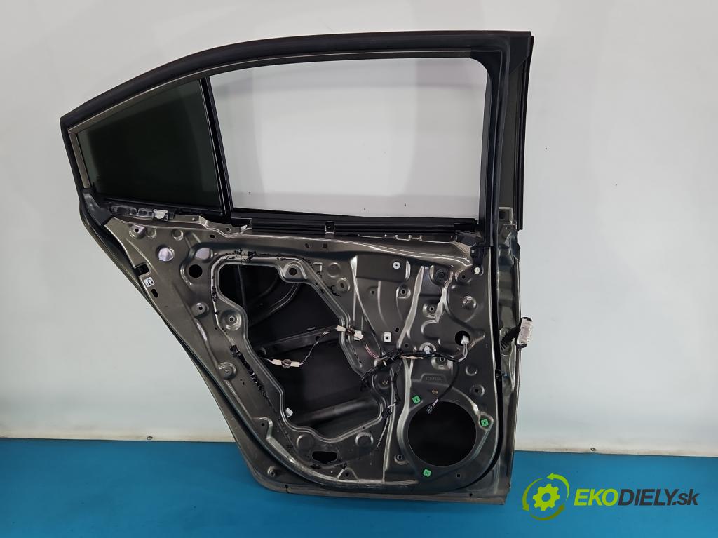 Toyota Corolla E21 2019- 1.8 16V 98 hp automatic 72 kW 1798 cm3 4- dveře zadní levé (Klika dveří ostatní)