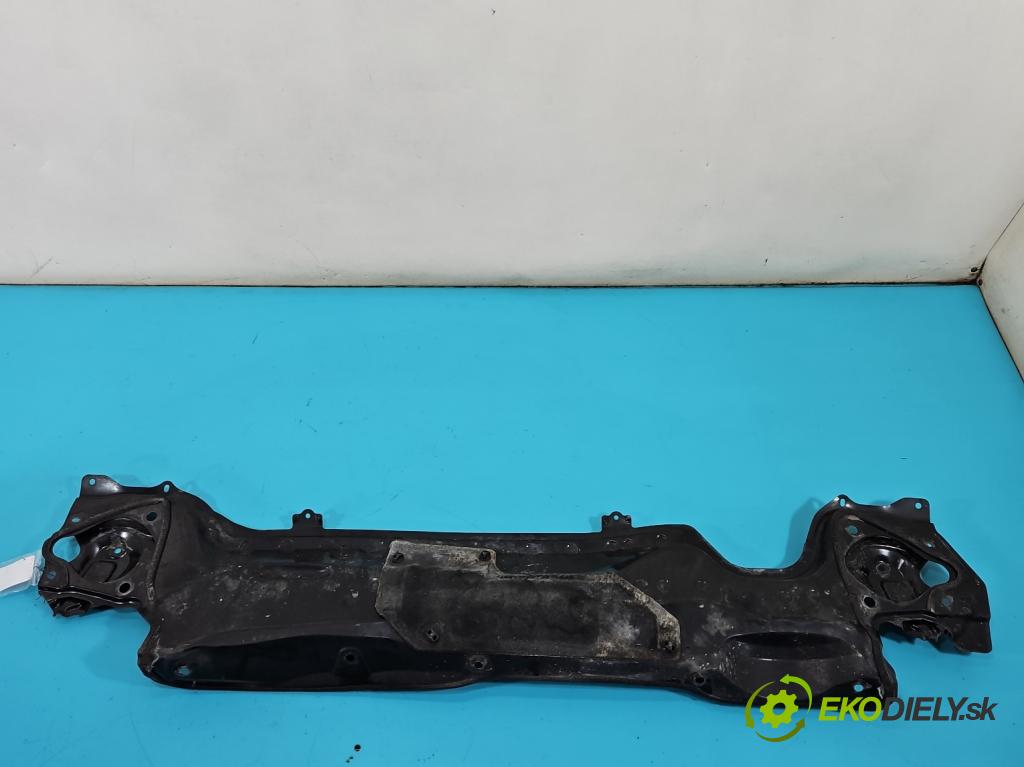 Toyota Corolla E21 2019- 1.8 16V 98 HP automatic 72 kW 1798 cm3 4- torpédo  (Torpédo (plast pod čelným sklom))