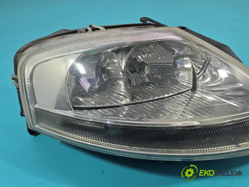 Citroen C3 I 2002-2009 1.4 8v 73 HP manual 54 kW 1360 cm3 5- Reflektor: pravý 9680157380 (Svetlo predné pravé)