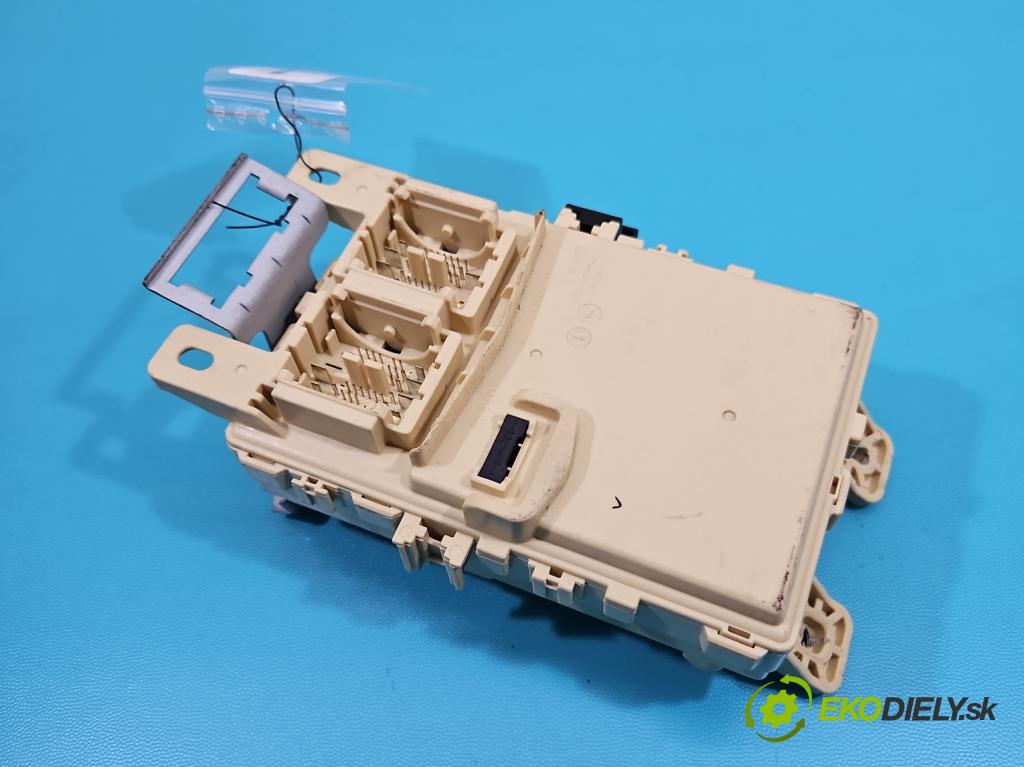 Kia Rio IV 2016-2023 1.2 16V 84KM manual 61.8 kW 1197 cm3 5- skříňka pojistková 91955-H8570 (Pojistková skříňka)