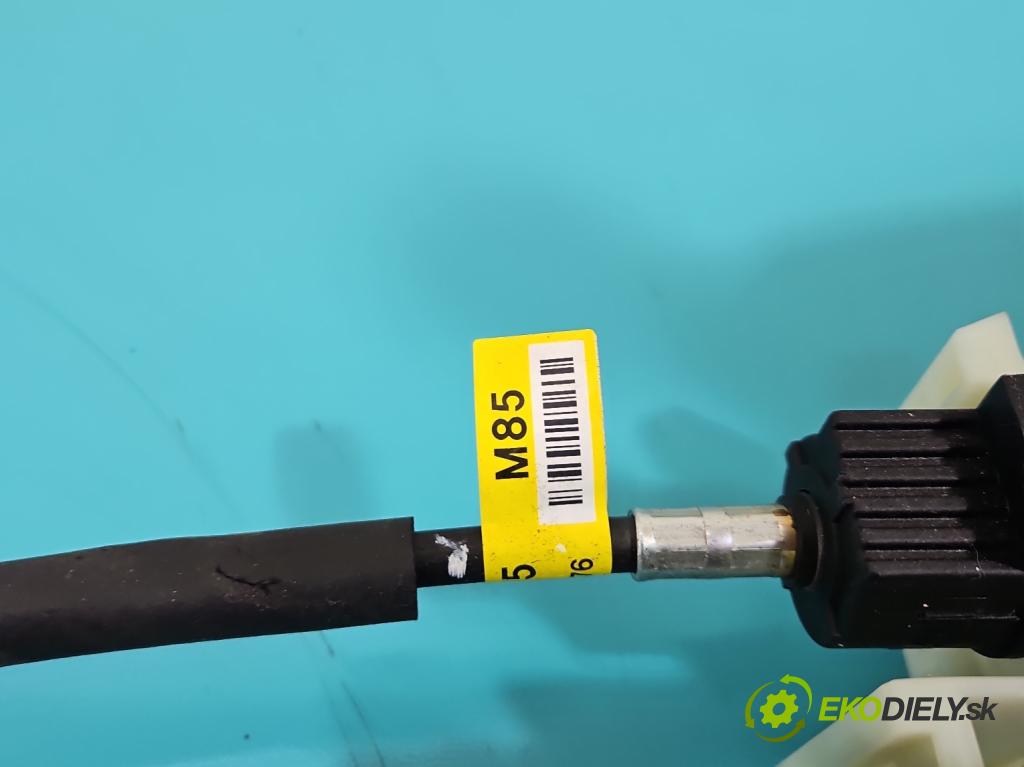 Kia Rio IV 2016-2023 1.2 16V 84KM manual 61,8 kW 1197 cm3 5- Páka: Změny: stupeň,rýchlosť  (Rýchlostná páka (kulisa))