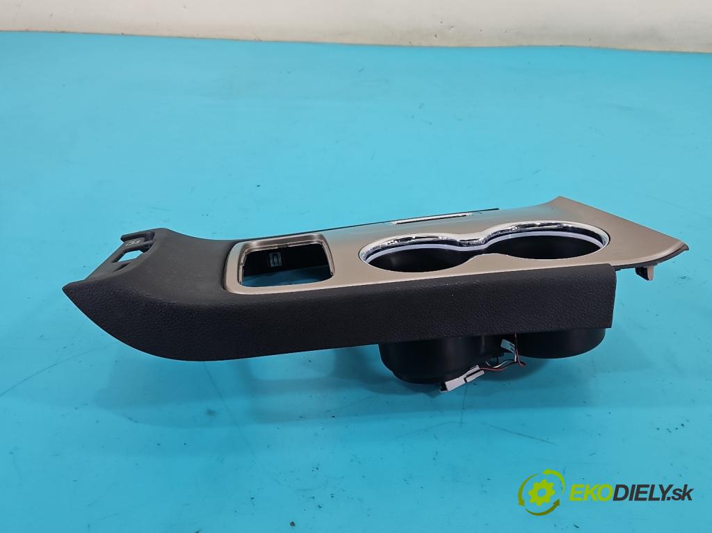 Jeep Grand Cherokee WK2 IV 2010-2021 3.0 CRD 250 hp automatic 184 kW 2987 cm3 5- lišta ozdobná interiéry: X90020202MR