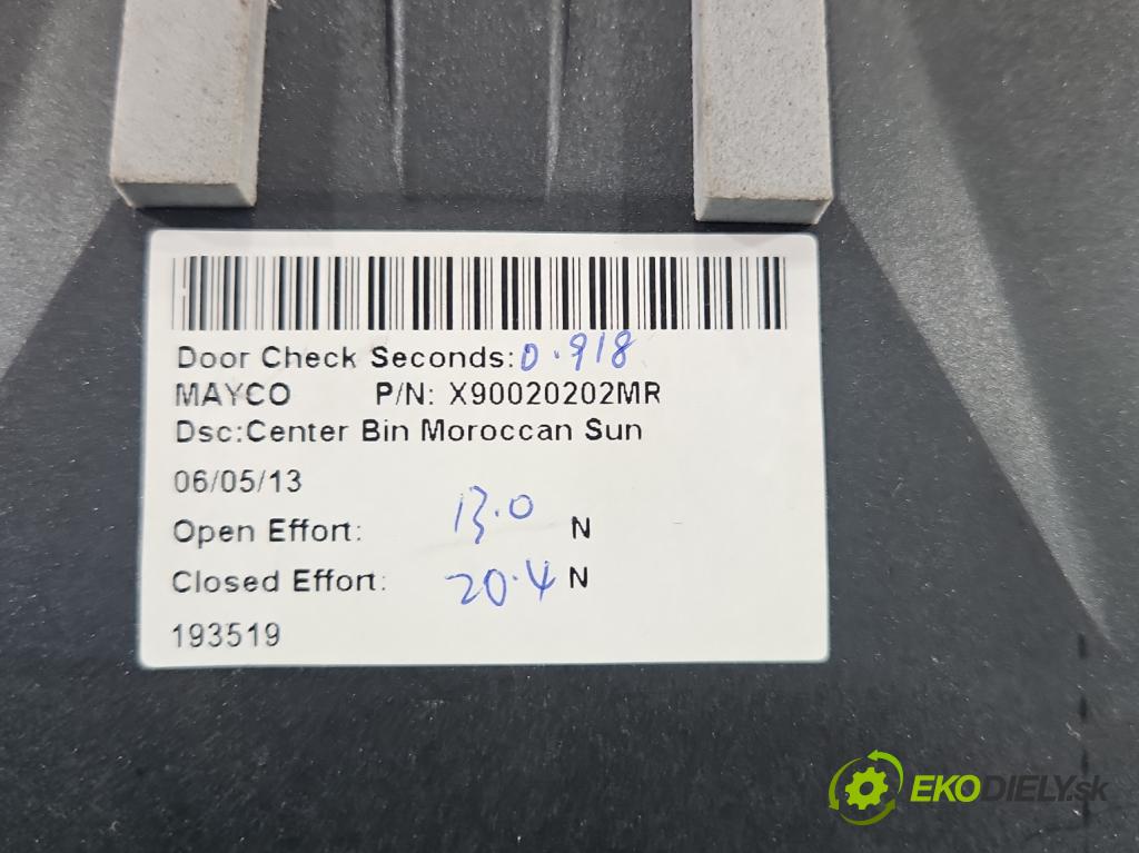 Jeep Grand Cherokee WK2 IV 2010-2021 3.0 CRD 250 hp automatic 184 kW 2987 cm3 5- lišta ozdobná interiéry: X90020202MR