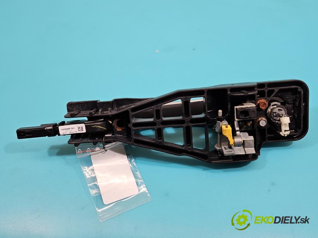 Jeep Grand Cherokee WK2 IV 2010-2021 3.0 CRD 250 hp automatic 184 kW 2987 cm3 5- klika přední levé 04589887AD (Vnější přední levá klika dveří)