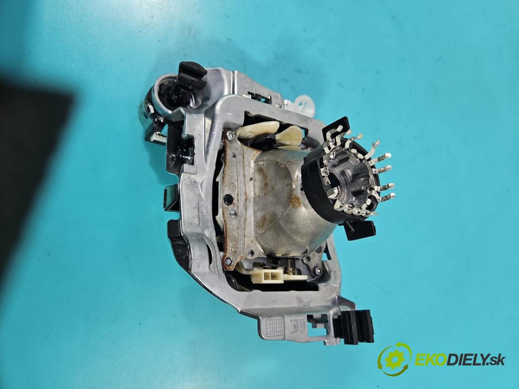 Jeep Grand Cherokee WK2 IV 2010-2021 3.0 CRD 250 HP automatic 184 kW 2987 cm3 5- Šošovka reflektor: pravej časti