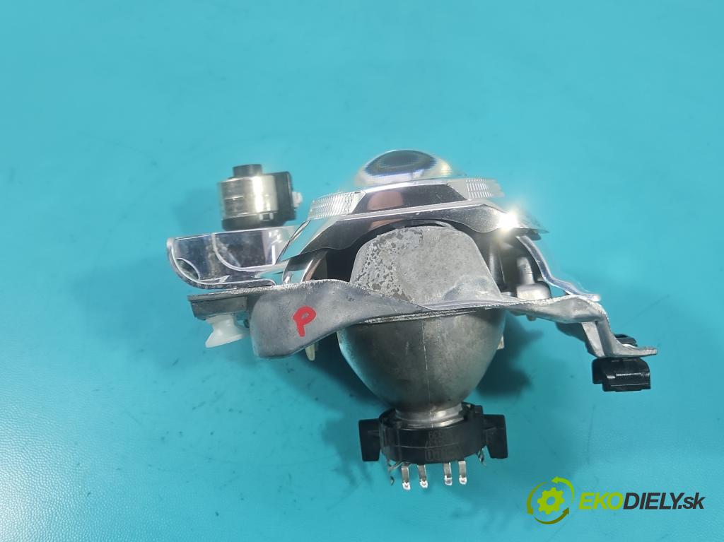 Jeep Grand Cherokee WK2 IV 2010-2021 3.0 CRD 250 HP automatic 184 kW 2987 cm3 5- Šošovka reflektor: pravej časti