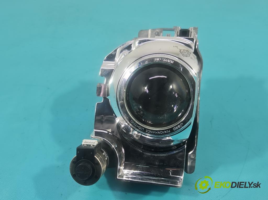 Jeep Grand Cherokee WK2 IV 2010-2021 3.0 CRD 250 hp automatic 184 kW 2987 cm3 5- čočka reflektor: pravé části 