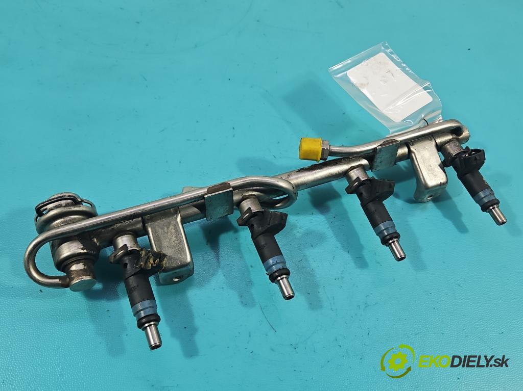 Audi A4 B6 2000-2004 2.0 20v (ALT) 131 HP manual 96 kW 1984 cm3 5- vstrek 06B133551K (Vstrekovač paliva)