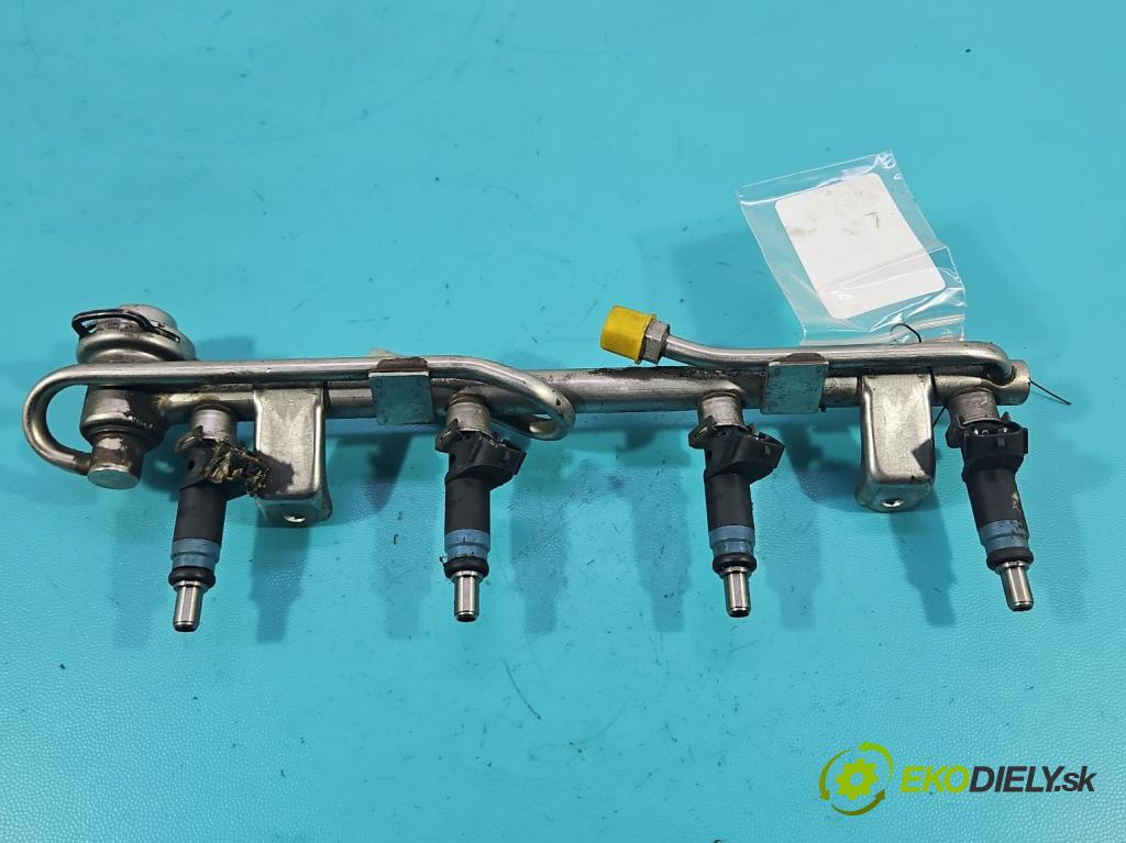 Audi A4 B6 2000-2004 2.0 20v (ALT) 131 HP manual 96 kW 1984 cm3 5- vstrek 06B133551K (Vstrekovač paliva)