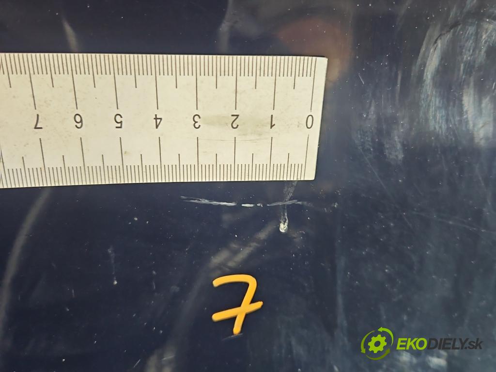 Audi A4 B6 2000-2004 2.0 20v (ALT) 131 hp manual 96 kW 1984 cm3 5- blatnik přední levý  (Levý přední blatník)