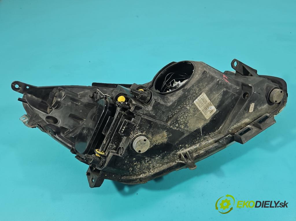 Opel Corsa D 2006-2014 1.3 cdti 75 HP manual 55 kW 1248 cm3 5- Reflektor: ľavý 13186381 (Kľučka dverí ostatné)