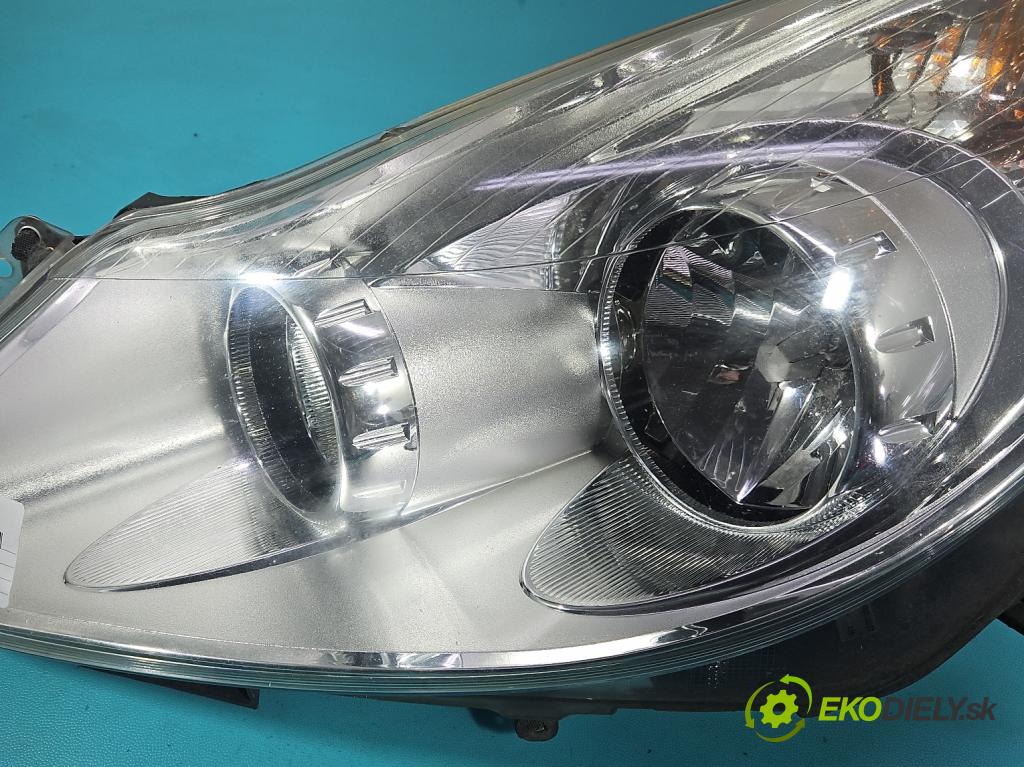 Opel Corsa D 2006-2014 1.3 cdti 75 HP manual 55 kW 1248 cm3 5- Reflektor: ľavý 13186381 (Kľučka dverí ostatné)