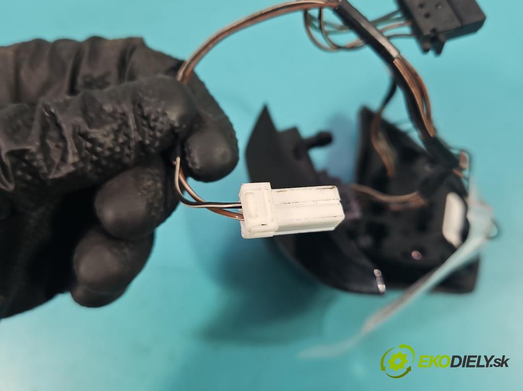 Opel Corsa D 2006-2014 1.3 cdti 75 HP manual 55 kW 1248 cm3 5- prepínač multifunkční: řízení: 13222331 (Prepínacie páčky pod volantom)