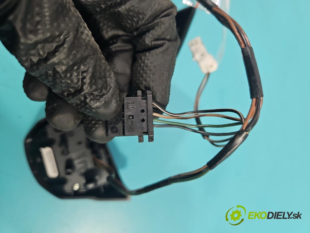 Opel Corsa D 2006-2014 1.3 cdti 75 HP manual 55 kW 1248 cm3 5- prepínač multifunkční: řízení: 13222331 (Prepínacie páčky pod volantom)