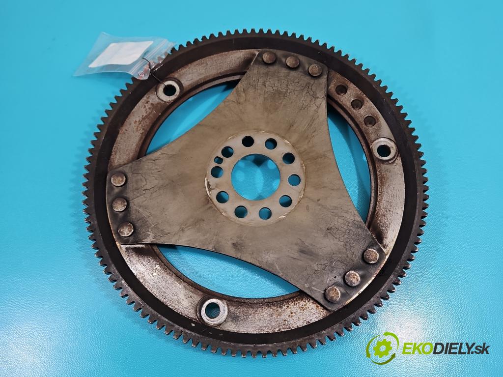 Audi A8 D3 2002-2009 3.0 tdi 232KM automatic 171 kW 2967 cm3 4- koleso hojdačka: 059105323 AG (Zotrvačník)