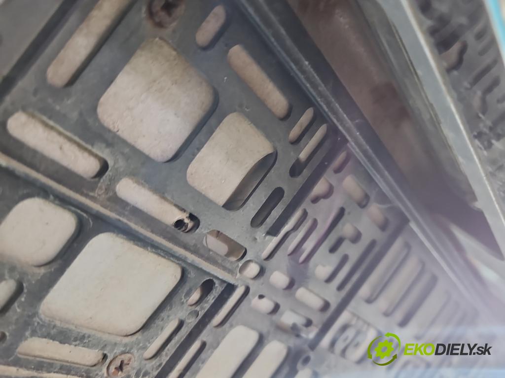 Honda Civic VI 1995-2001 1.4 16V 90 hp manual 66 kW 1396 cm3 5- zadní kufrové dveře  (Zadní kapota (kufr))