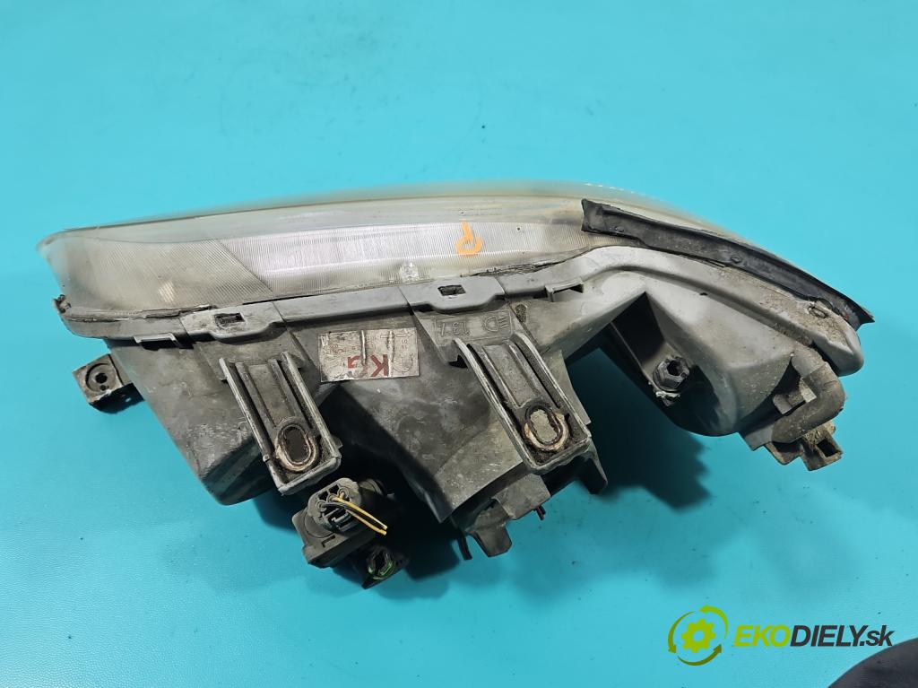 Honda Civic VI 1995-2001 1.4 16V 90 HP manual 66 kW 1396 cm3 5- Reflektor: pravý  (Svetlo predné pravé)