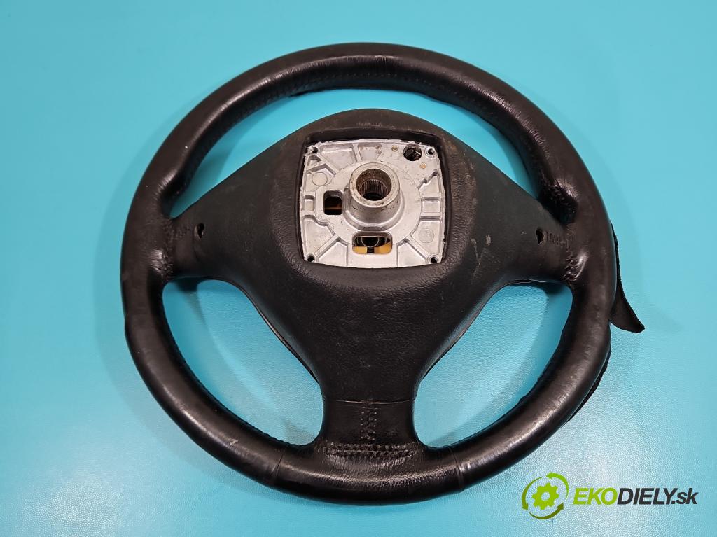 Audi A4 B5 1994-2001 1.8 20V 125 HP manual 92 kW 1781 cm3 4- volant  (Volant)