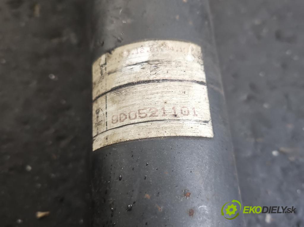 Audi A4 B5 1994-2001 1.8 20V 125 hp manual 92 kW 1781 cm3 4- hřídel hnací zadní 8D0521101 (Kardanový hřídel)