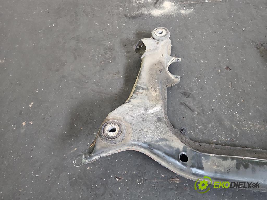 Audi A4 B5 1994-2001 1.8 20V 125 hp manual 92 kW 1781 cm3 4- výztuha motoru
