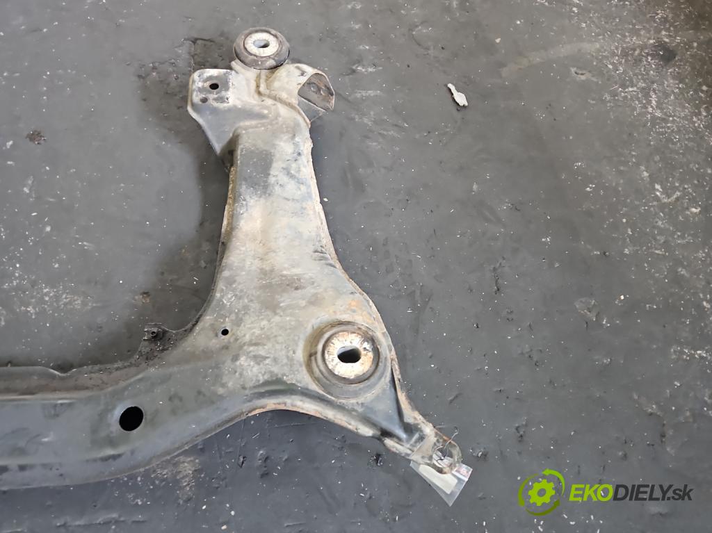 Audi A4 B5 1994-2001 1.8 20V 125 hp manual 92 kW 1781 cm3 4- výztuha motoru