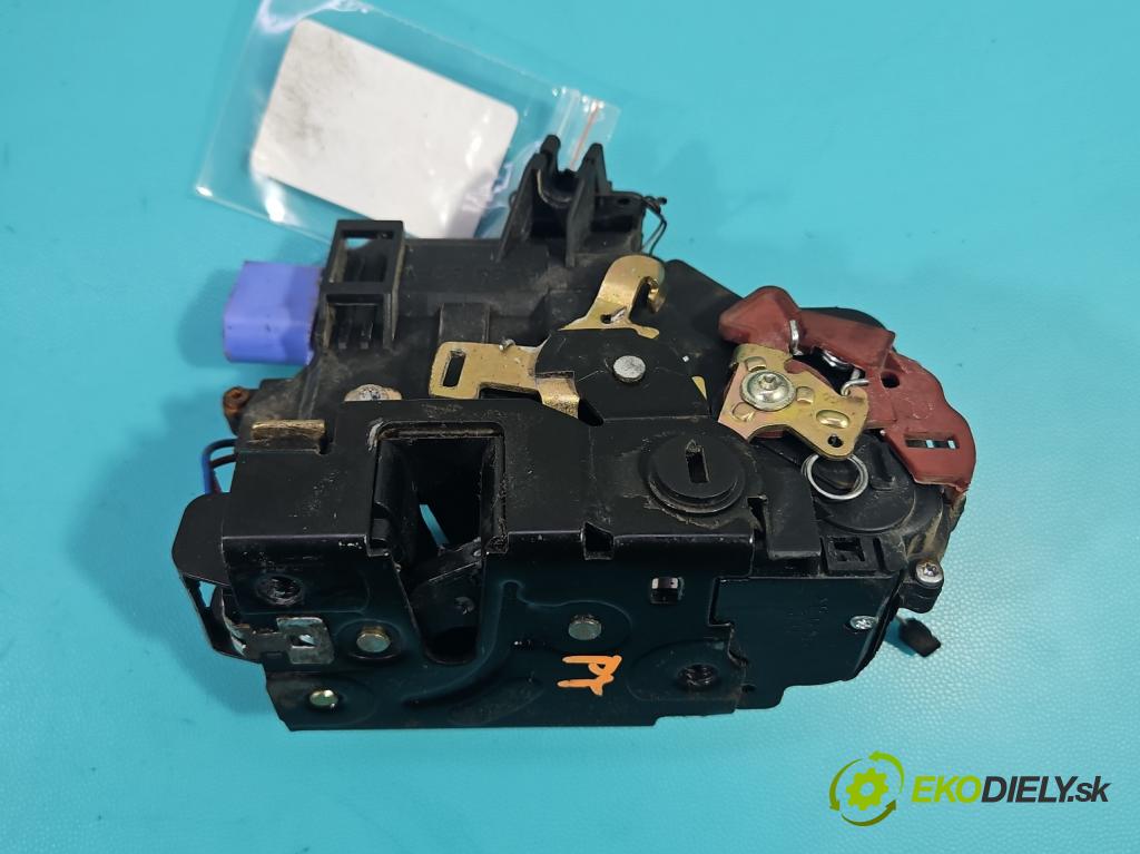Vw Jetta V 2005-2010 1.9 tdi 105 hp manual 77 kW 1896 cm3 4- zámek zadní pravý 7L0839016