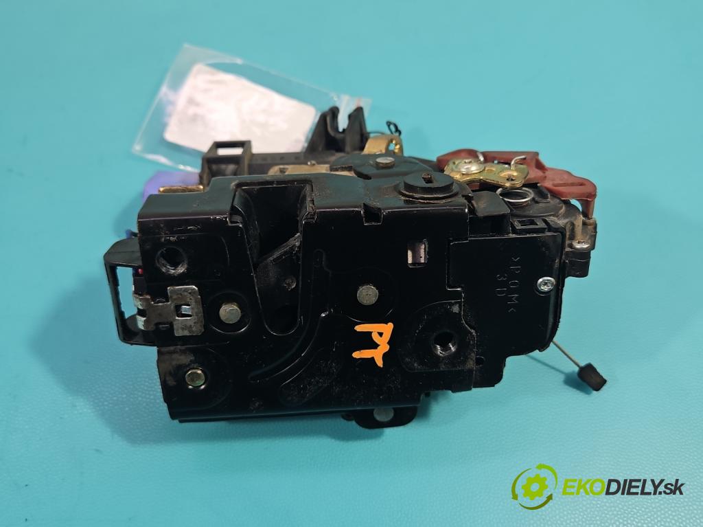 Vw Jetta V 2005-2010 1.9 tdi 105 hp manual 77 kW 1896 cm3 4- zámek zadní pravý 7L0839016