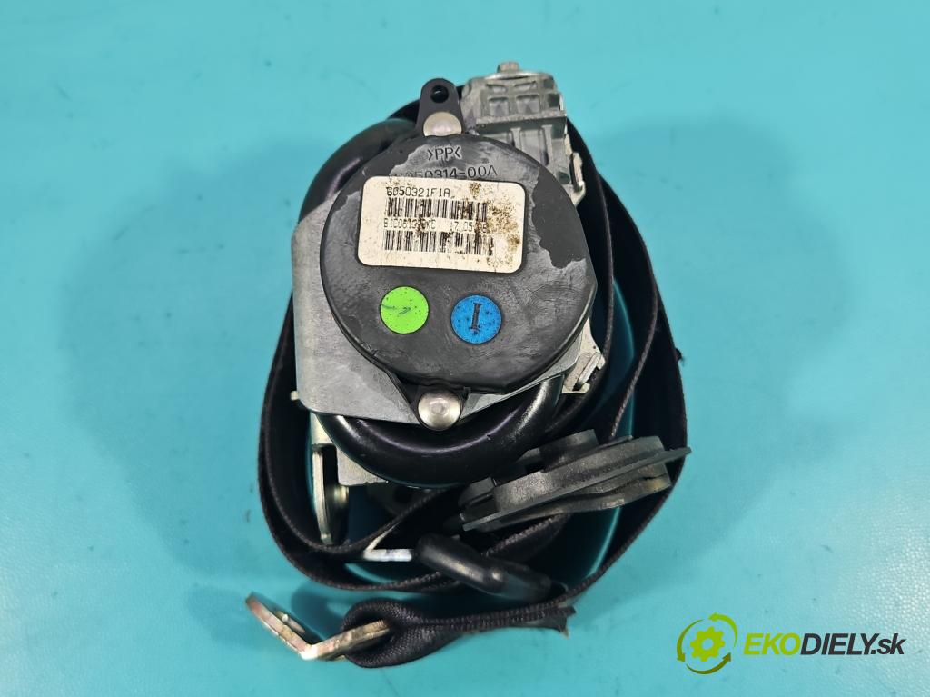 Vw Jetta V 2005-2010 1.9 tdi 105 HP manual 77 kW 1896 cm3 4- pas bezpečnosť: predné ľavý 1K4857705E