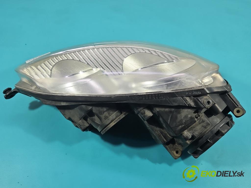 Vw Jetta V 2005-2010 1.9 tdi 105 HP manual 77 kW 1896 cm3 4- Reflektor: pravý 1K6941006P (Svetlo predné pravé)