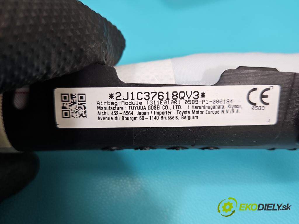 Toyota Auris II 2012-2018 1.6 16V 132  HP manual 97 kW 1598 cm3 5- clona ľavé TG11E01001