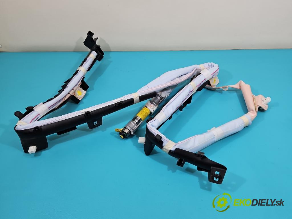 Toyota Auris II 2012-2018 1.6 16V 132 hp manual 97 kW 1598 cm3 5- Záclona: levé TG11E01001