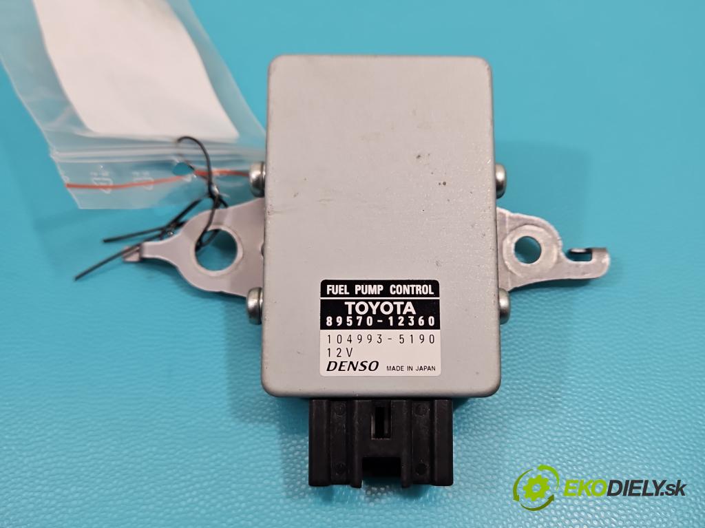 Toyota Auris II 2012-2018 1.6 16V 132  HP manual 97 kW 1598 cm3 5- riadiaca jednotka ostatné 89570-12360