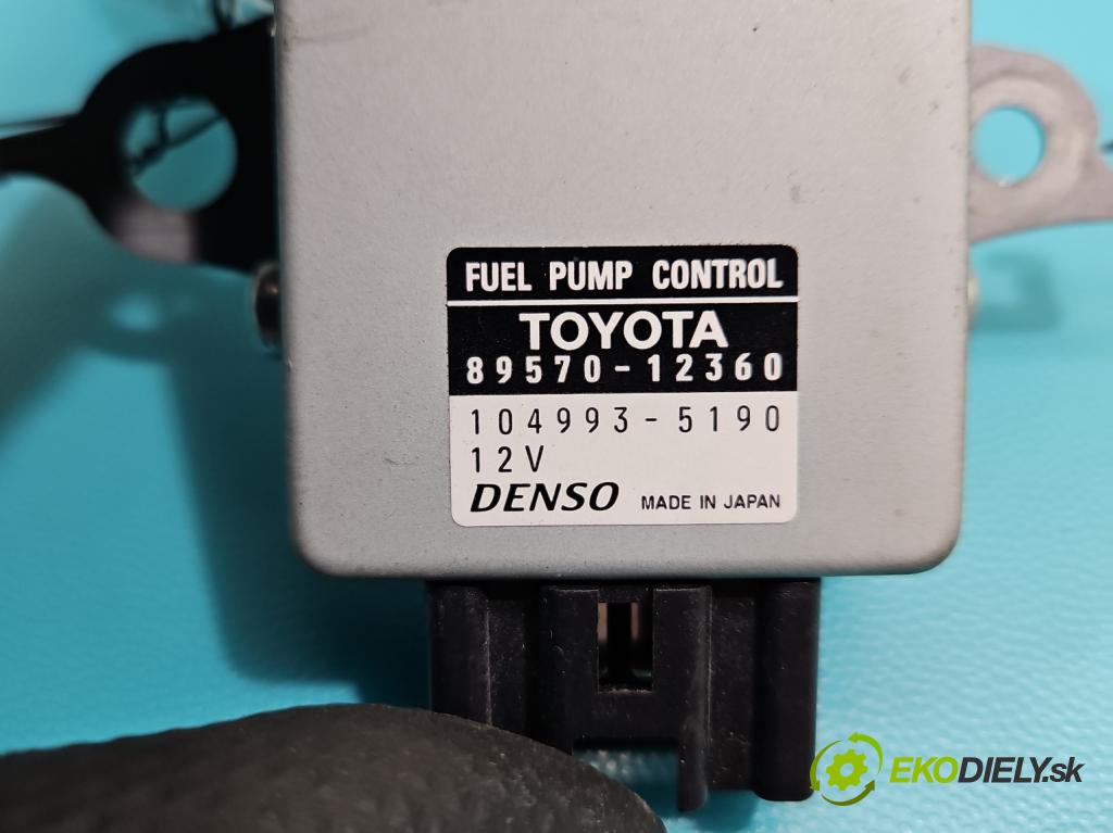 Toyota Auris II 2012-2018 1.6 16V 132  HP manual 97 kW 1598 cm3 5- riadiaca jednotka ostatné 89570-12360