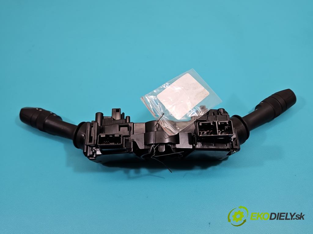 Toyota Auris II 2012-2018 1.6 16V 132  HP manual 97 kW 1598 cm3 5- prepínač komplex: 17F852 (Prepínacie páčky pod volantom)