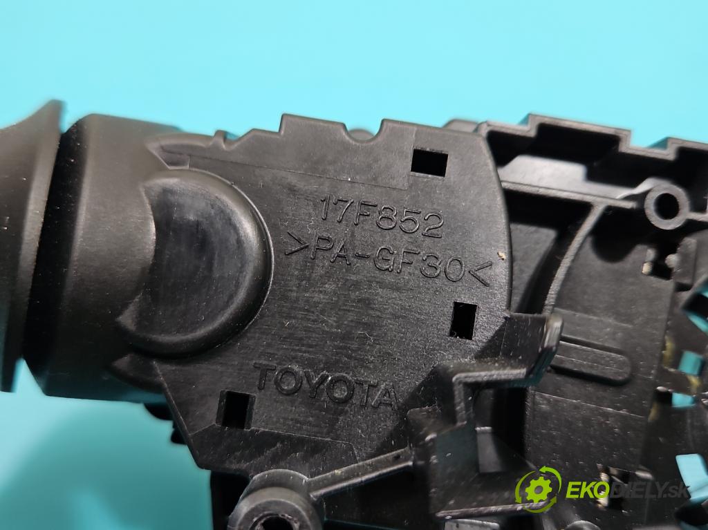 Toyota Auris II 2012-2018 1.6 16V 132  HP manual 97 kW 1598 cm3 5- prepínač komplex: 17F852 (Prepínacie páčky pod volantom)