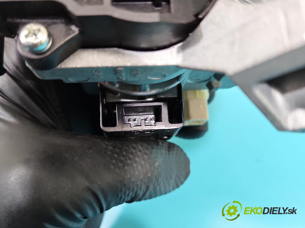 Toyota Auris II 2012-2018 1.6 16V 132  HP manual 97 kW 1598 cm3 5- Spínačka 45020-0205 (Spínacia skrinka)