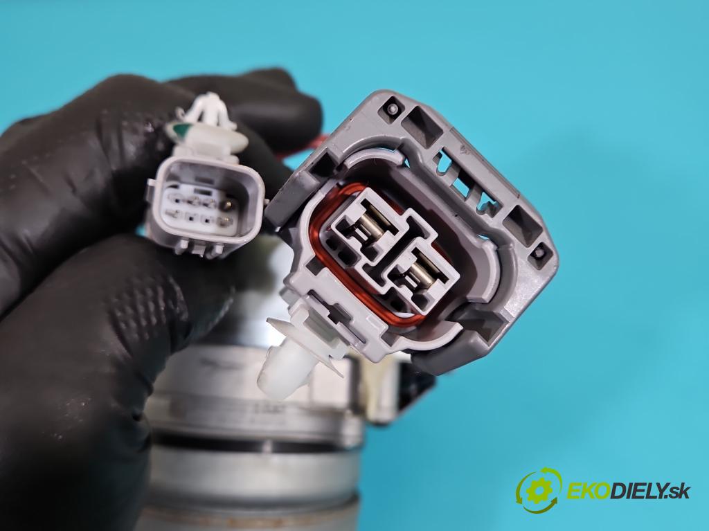 Toyota Auris II 2012-2018 1.6 16V 132 hp manual 97 kW 1598 cm3 5- čerpadlo posilovač 89650-12D60 (Servočerpadlo)