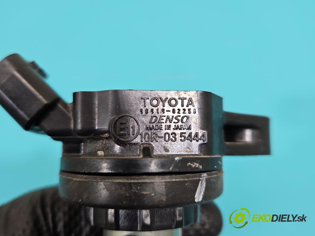 Toyota Auris II 2012-2018 1.6 16V 132  HP manual 97 kW 1598 cm3 5- cievka zapaľovacia 90919-02258 (Zapaľovacia cievka)