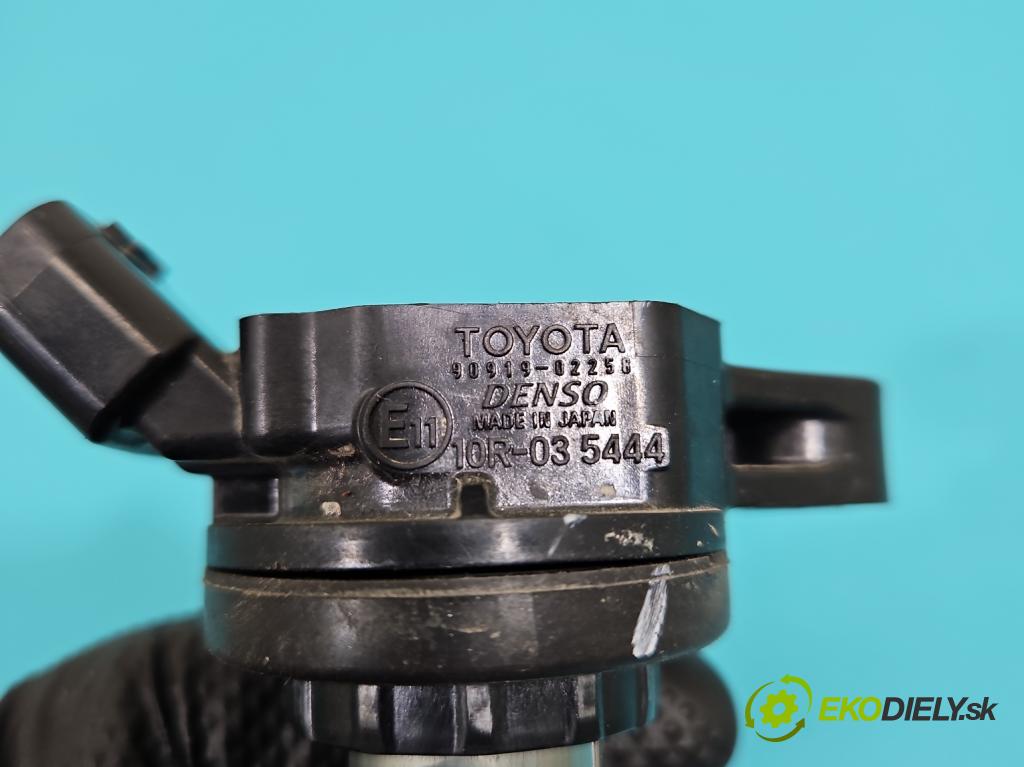 Toyota Auris II 2012-2018 1.6 16V 132  HP manual 97 kW 1598 cm3 5- cievka zapaľovacia 90919-02258 (Zapaľovacia cievka)