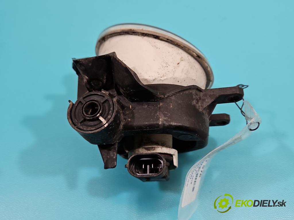 Toyota Auris II 2012-2018 1.6 16V 132 hp manual 97 kW 1598 cm3 5- Halogen levý 81220-02110 (Klika dveří ostatní)