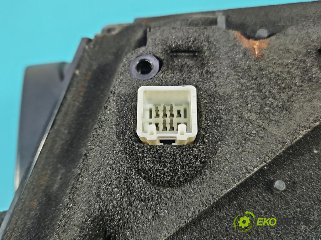 Mazda 3 I BK 2003-2009 1.6 citd 109 hp manual 80 kW 1560 cm3 5- zpětné zrcátko pravé  (Klika dveří ostatní)