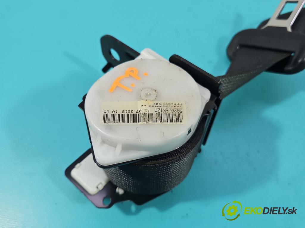 Toyota Auris II 2012-2018 1.6 16V 132  HP manual 97 kW 1598 cm3 5- pas bezpečnosť: zadné pravý 73360-02740